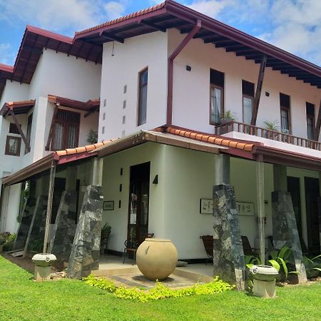 Cosy Nest Home Stay Negombo Luaran gambar