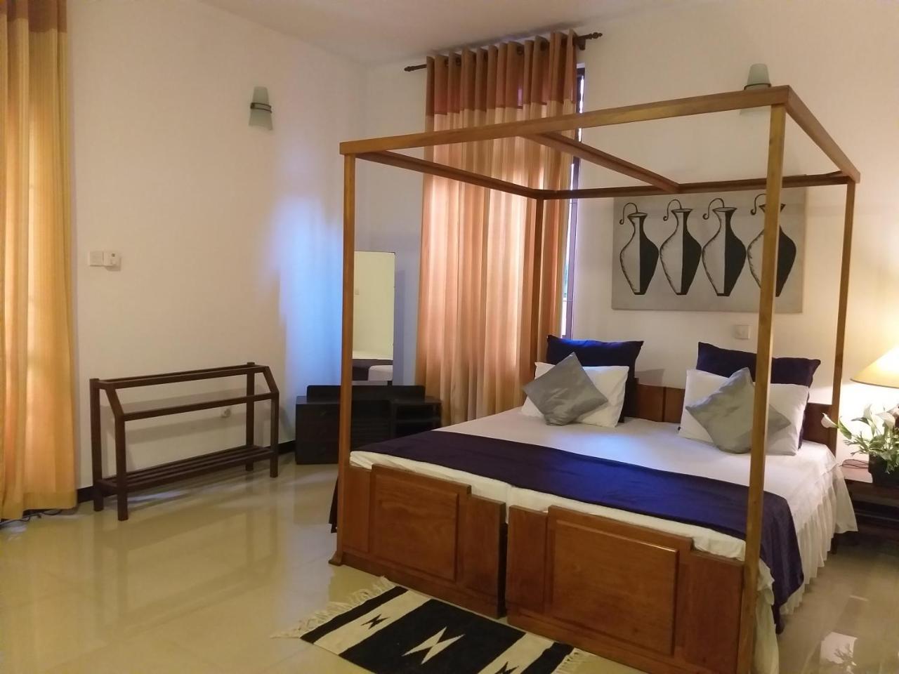 Cosy Nest Home Stay Negombo Luaran gambar