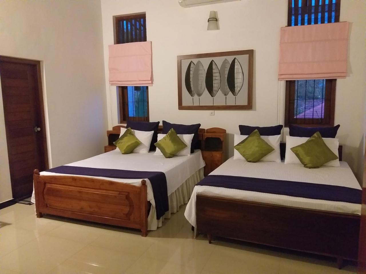 Cosy Nest Home Stay Negombo Bilik gambar