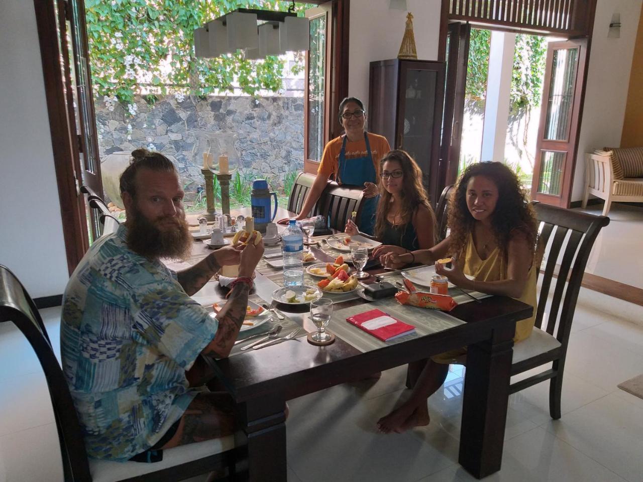 Cosy Nest Home Stay Negombo Luaran gambar